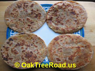 Garvi Gujarat Roasted Puran Poli image © OaktreeRoad.us