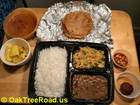 Pakvaan Gujarati Thali image © OakTreeRoad.us